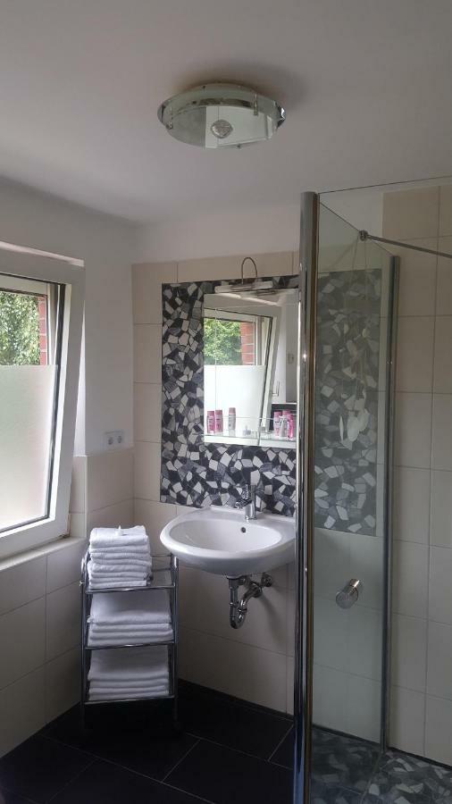Haus Hoelderlin Wilhelmshaven Ngoại thất bức ảnh